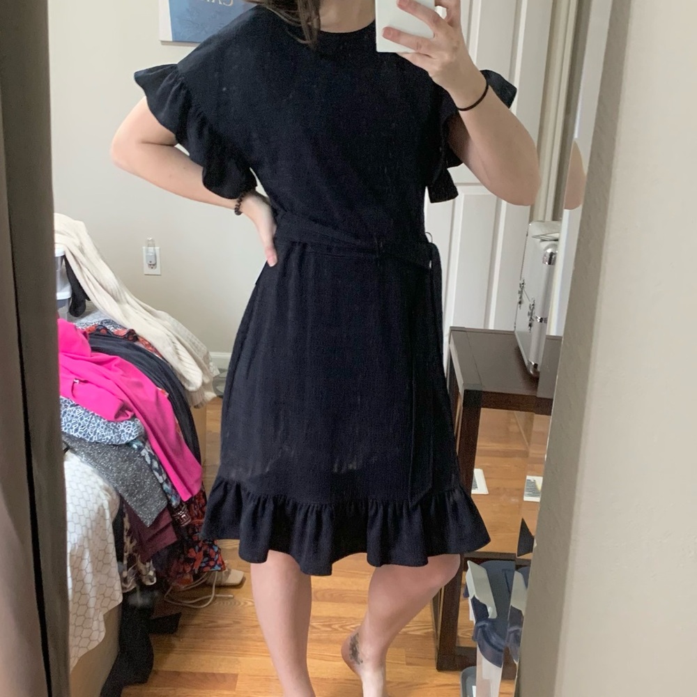 Flowy pretty dress